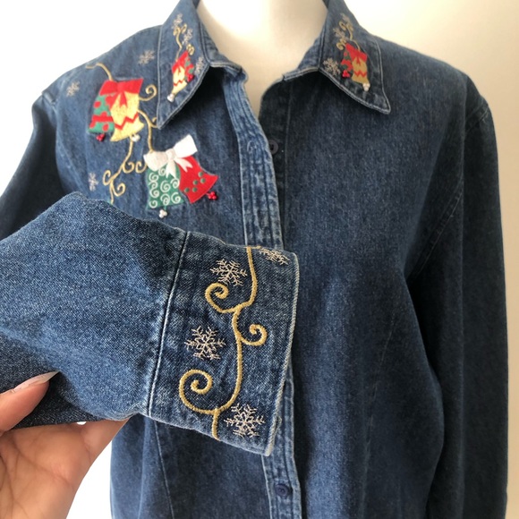 Westbound Denim Christmas Holiday Button Up Embroidered and Bead detail size L - Picture 1 of 14
